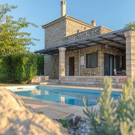 Villa Trochalo 2 *