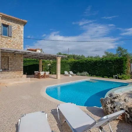 Trochalo 2 Villa