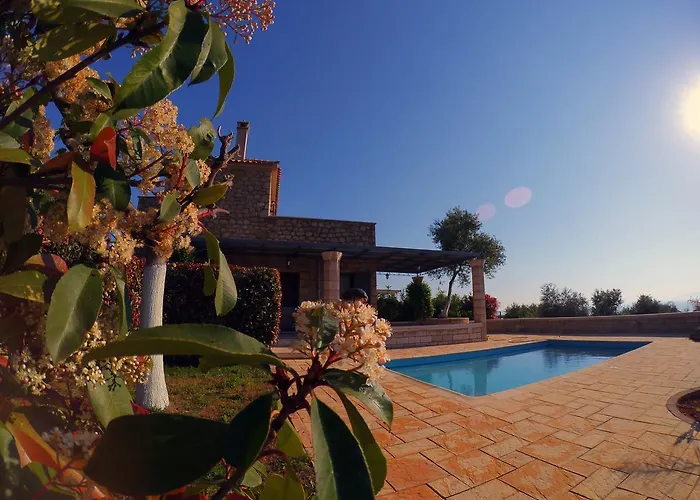 Villa Trochalo 2 *
